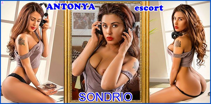 ANTONYA escort a Sondrio